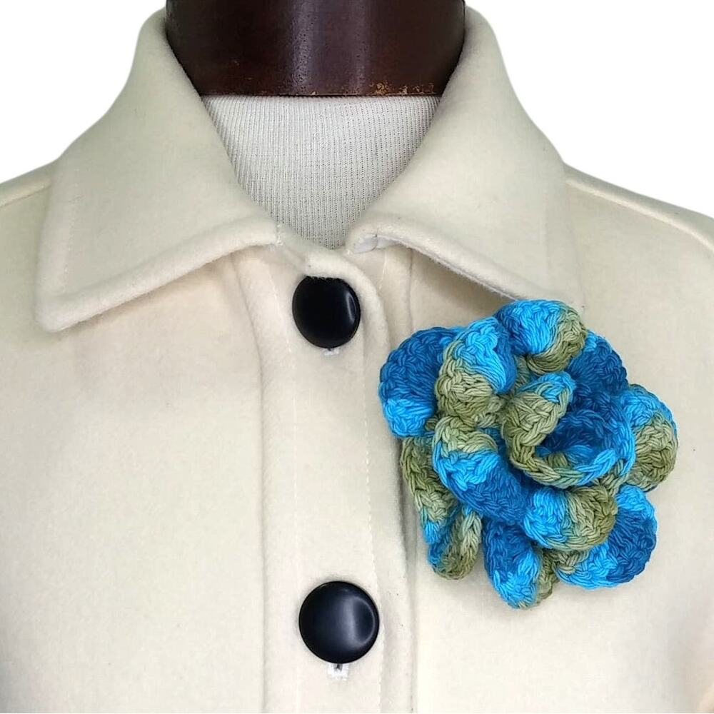 Layered Crochet Flower Brooch Handmade 3D Petals Vibrant Pin Ocean Blue Olive